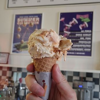 OddFellows Ice Cream - Domino Park - Ice Cream & Frozen Yogurt Near Me - Brooklyn, New York