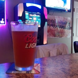 Philbert's Pub - At least there is one craft beer option