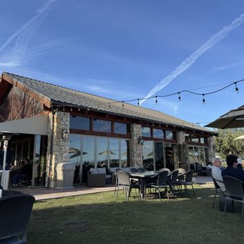 Calcareous Vineyard - Wine Tasting Room Near Me - Paso Robles, California Calcareous Vineyard - Wine Tasting Room Near Me - Paso Robles, California