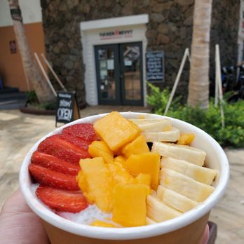 Tucker & Bevvy - Acai bowl - Breakfast & Brunch Near Me - Honolulu, Hawaii Tucker & Bevvy - Acai bowl - Breakfast & Brunch Near Me - Honolulu, Hawaii