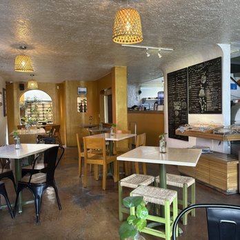Ecos del Mundo - Interior - Specialty Food Near Me - México, D.F., DIF Ecos del Mundo - Interior - Specialty Food Near Me - México, D.F., DIF