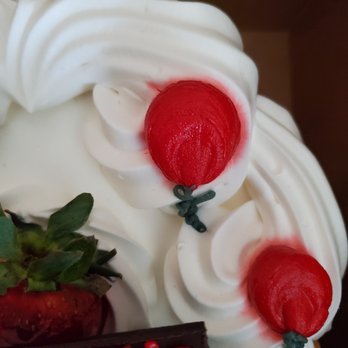 Deerfields Bakery - Bakeries Near Me - Deerfield, Illinois Deerfields Bakery - Bakeries Near Me - Deerfield, Illinois