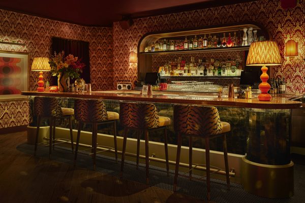 Caramella - Planet Hollywood by null