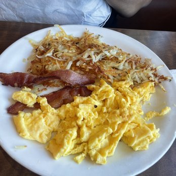 Denny's - Diners Near Me - Northridge, California