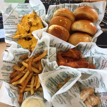 Wingstop - Chicken Wings Near Me - Niles, Illinois