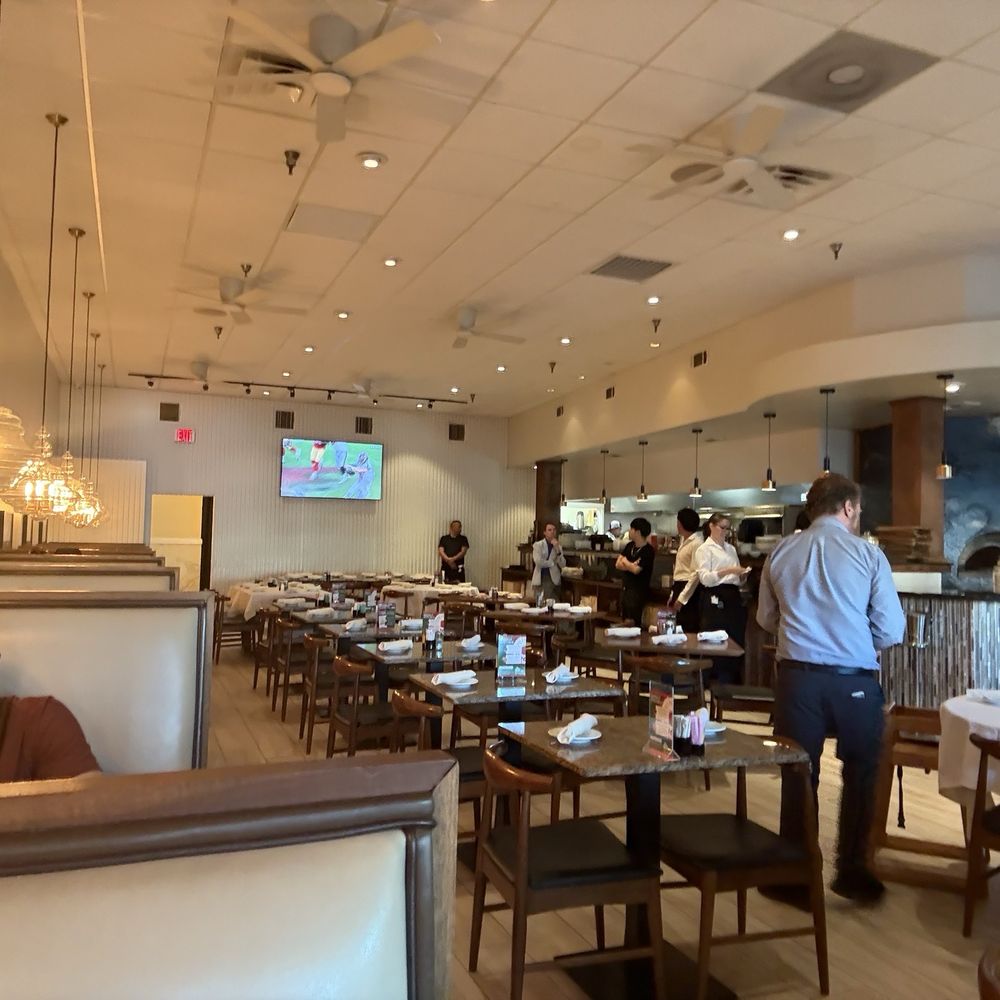 Penne Pomodoro - Interior dining room - Italian Near Me - Dallas, Texas