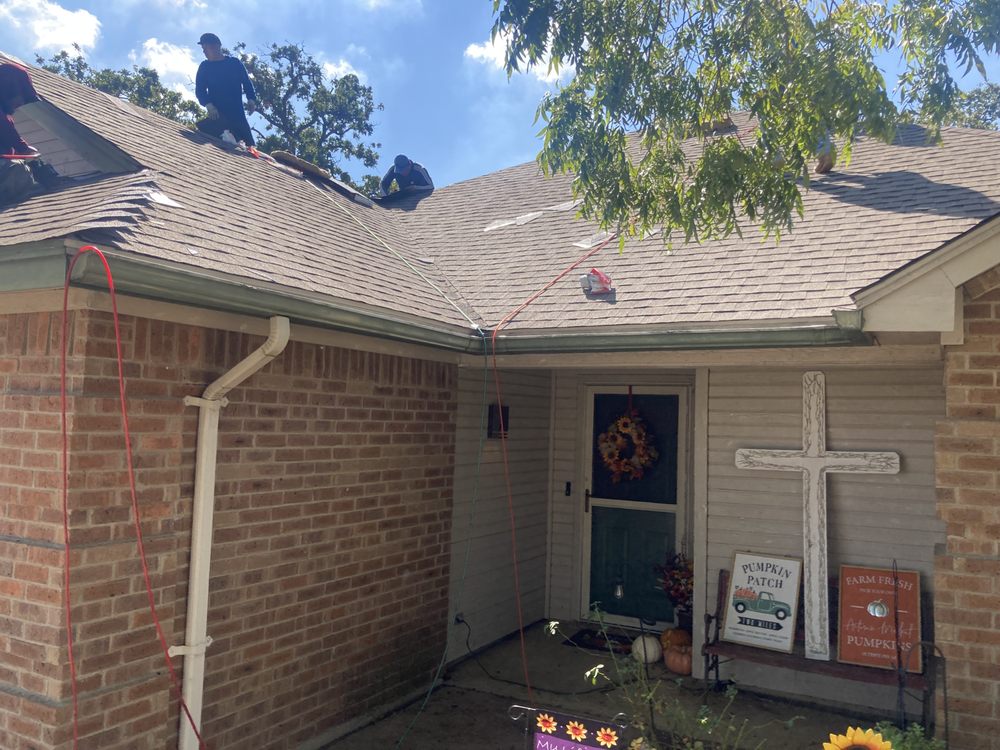 Slide of Hunt Roofing & Contracting