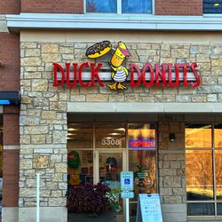 Duck Donuts - Exterior