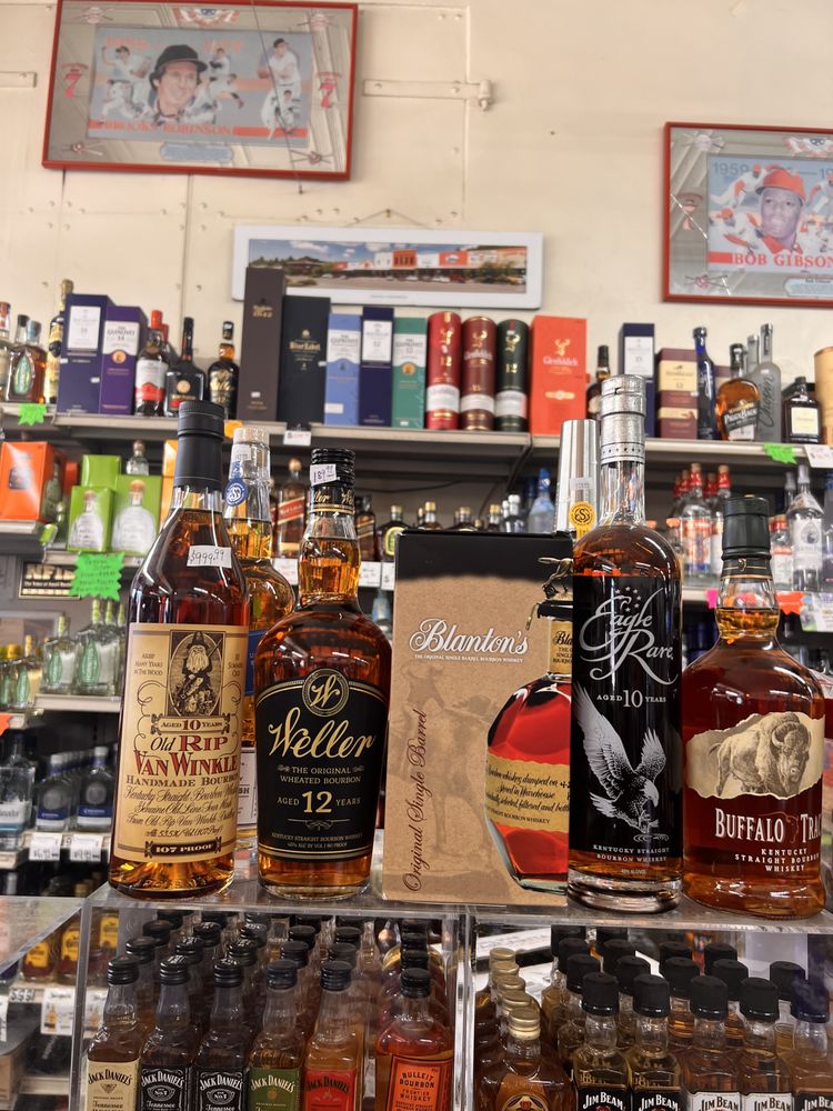 COLFAX MARKET Updated October 2024 12 Photos 2 N Main, Colfax