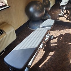 Holiday Inn Express & Suites Rockingham - Gym - Bench / Balls