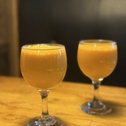 MANGO LASSI