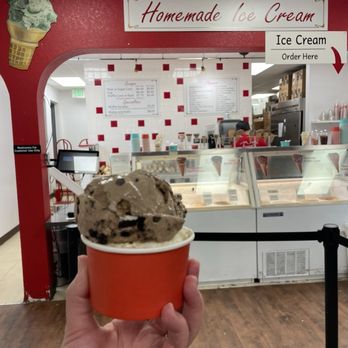 Laura's Fine Candies - icecream - Candy Stores Near Me - Estes Park, Colorado Laura's Fine Candies - icecream - Candy Stores Near Me - Estes Park, Colorado