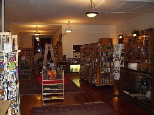 Borderlands Books by null