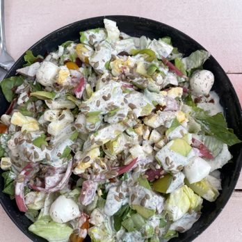 Hold Out Brewing - Hold Out Cobb salad - Brewpubs Near Me - Austin, Texas