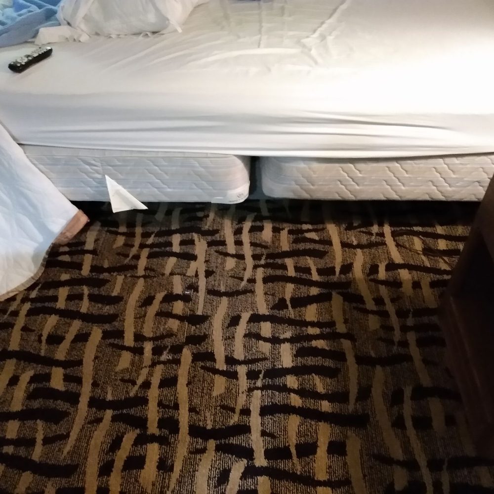 Circle S Motel - Two twin bed springs on a king size bed. - Hotels Near Me - Cozad, Nebraska