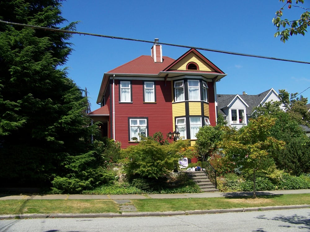 THE FRAME SHOP Updated September 2024 121 3rd Avenue, New