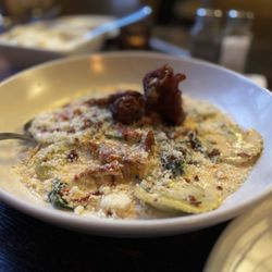 Cosimo's Poughkeepsie - Spinach ravioli in a rich, cream sauce with crispy prosciutto.