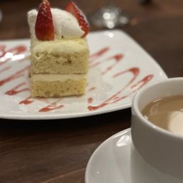 Lemon Chiffon Cake