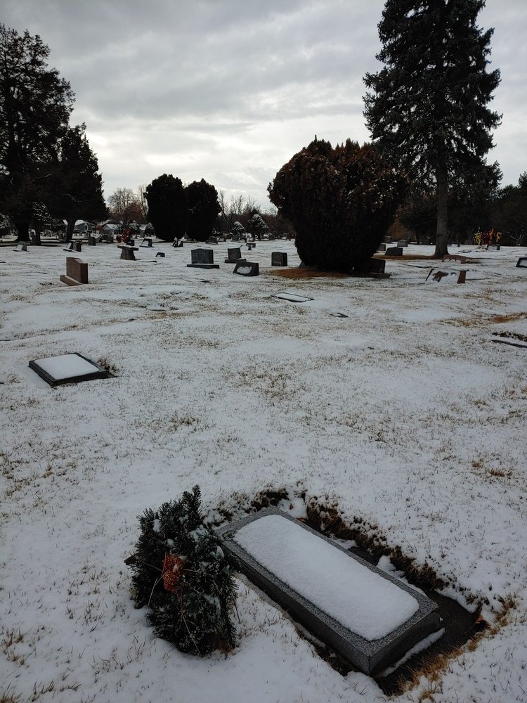 MURRAY CITY CEMETERY Updated June 2024 5490 S Vine St, Murray, Utah