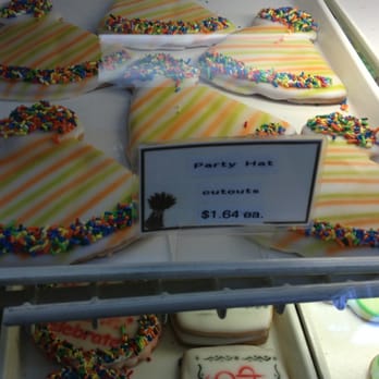 Herb's Bakery - Cute cookies - Bakeries Near Me - Elgin, Illinois