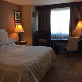 Sheraton Phoenix Downtown - The room - Hotels Near Me - Phoenix, Arizona