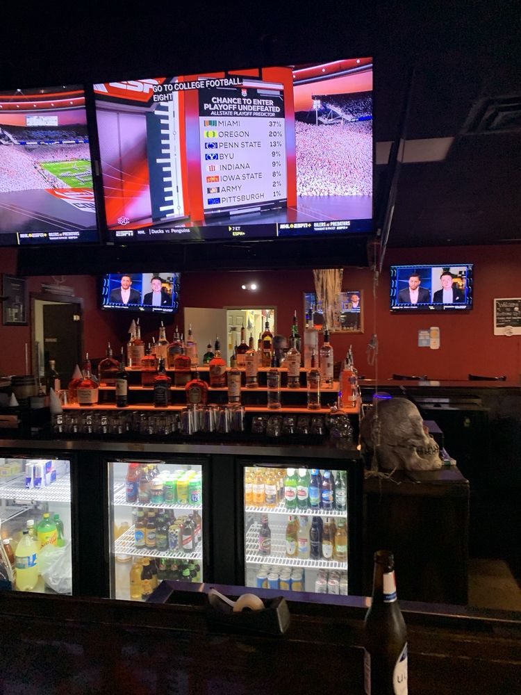 Bottoms Up Bar Image