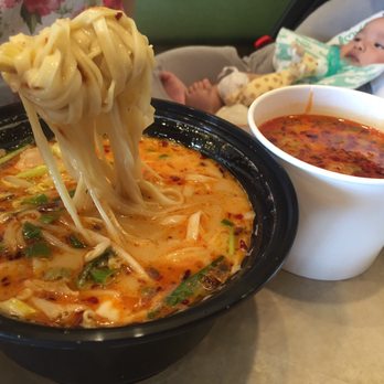 Class 302 Cafe - Downey - Spicy wonton soup - Taiwanese Near Me - Downey, California Class 302 Cafe - Downey - Spicy wonton soup - Taiwanese Near Me - Downey, California
