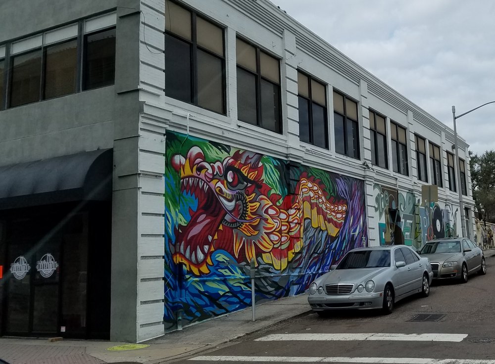 THE MANHATTAN SPORTS BAR & LOUNGE Updated September 2024 345 E Bay