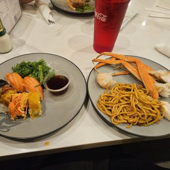Ocean Buffet - Sushi and snow crab - Buffets Near Me - Orlando, Florida Ocean Buffet - Sushi and snow crab - Buffets Near Me - Orlando, Florida