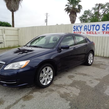 Sky Auto Sales - 2013 Chrysler 200 - Car Dealers Near Me - Rosenberg, Texas Sky Auto Sales - 2013 Chrysler 200 - Car Dealers Near Me - Rosenberg, Texas
