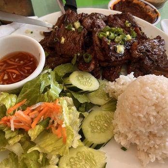Ocean Pho - Grilled short rib plate...so delicious! - Vietnamese Near Me - Honolulu, Hawaii Ocean Pho - Grilled short rib plate...so delicious! - Vietnamese Near Me - Honolulu, Hawaii