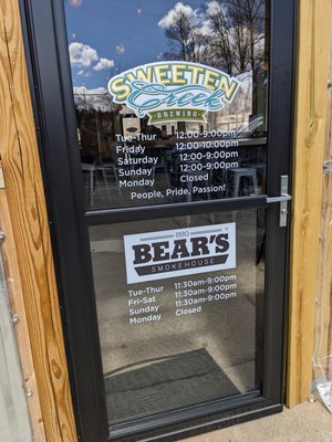 Bear's Smokehouse Barbecue - South Asheville by null
