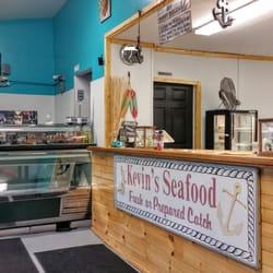 Kevin's Seafood - Kevin's Seafood Inside ordering counter.