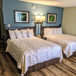 Two queen beds