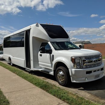 Point to Point Limousines - Limos Near Me - Leesburg, Virginia Point to Point Limousines - Limos Near Me - Leesburg, Virginia