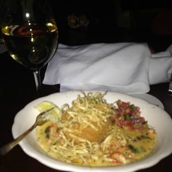Pappadeaux Seafood Kitchen - jumbo lump crab cake (and an 8 oz. glass of Blind Cast riesling) - Seafood Near Me - Phoenix, Arizona Pappadeaux Seafood Kitchen - jumbo lump crab cake (and an 8 oz. glass of Blind Cast riesling) - Seafood Near Me - Phoenix, Arizona