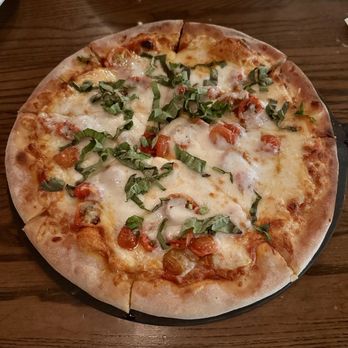 Napa Flats Wood-Fired Kitchen - Margarita pizza - Italian Near Me - Tulsa, Oklahoma