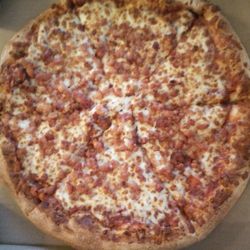 Allô Pizza - Cheese ,peperroni And a lot of bacon very good!