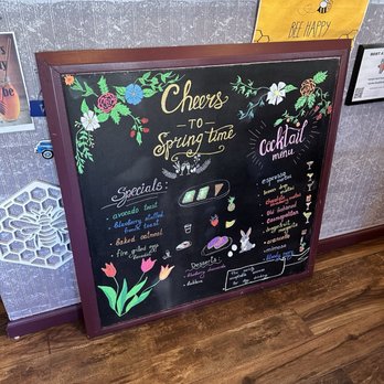 Honey's Farm Fresh - specials board - American Near Me - Lewes, Delaware