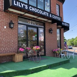 LILY’S CHOCOLATE & COFFEE - Updated March 2025 - 706 Photos & 215