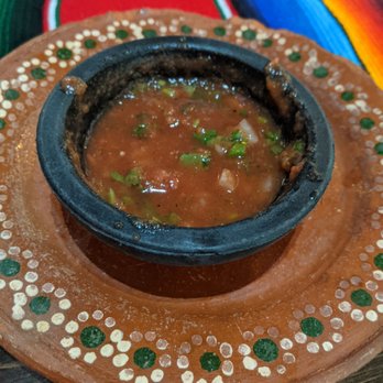 Mojitos Mexican Grill - Salsa - New Mexican Cuisine Near Me - Windsor Heights, Iowa