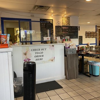 Thai Noodle Place - Front counter - Thai Near Me - Mary Esther, Florida Thai Noodle Place - Front counter - Thai Near Me - Mary Esther, Florida