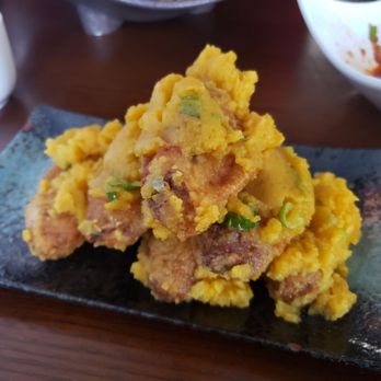 Dumpling Era - Salted egg yolk chicken wings ($8.50) - Chinese Near Me - San Bruno, California
