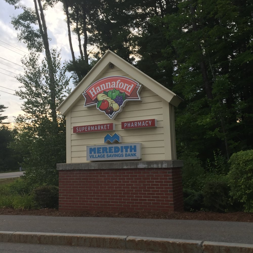 Hannaford - Hannaford Alton -- 80 Wolfeboro Highway / Route 28, Alton        Sign - Grocery Near Me - Alton, New Hampshire