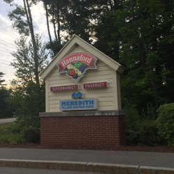 Hannaford - Hannaford Alton -- 80 Wolfeboro Highway / Route 28, Alton        Sign