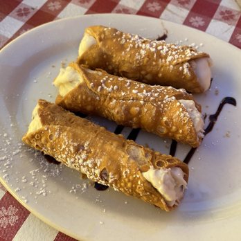 Buca di Beppo Italian Restaurant - Chocolate Chip Cannoli - Italian Near Me - Redondo Beach, California Buca di Beppo Italian Restaurant - Chocolate Chip Cannoli - Italian Near Me - Redondo Beach, California