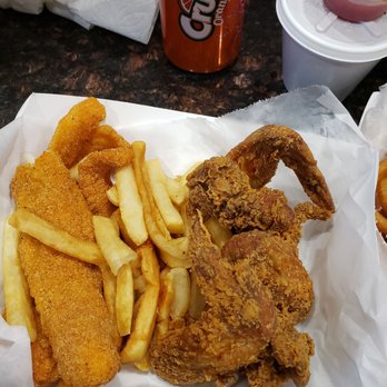Harold’s Chicken - Catfish and wings!! - Chicken Wings Near Me - Phoenix, Arizona Harold’s Chicken - Catfish and wings!! - Chicken Wings Near Me - Phoenix, Arizona