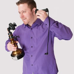 Christopher Grace - www.chrisbotlermagic.com