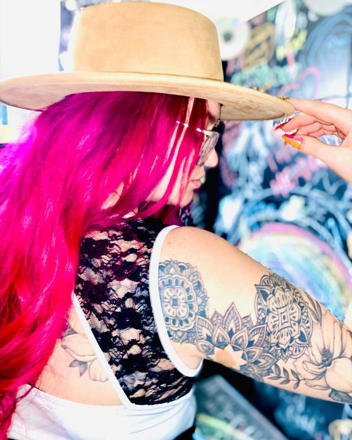 THE HEADQUARTERS Updated September 2024 171 Photos & 20 Reviews 615 Madison St, Lafayette