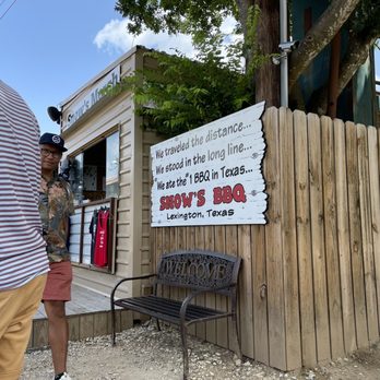 Snow's BBQ - Merch booth - Barbeque Near Me - Lexington, Texas